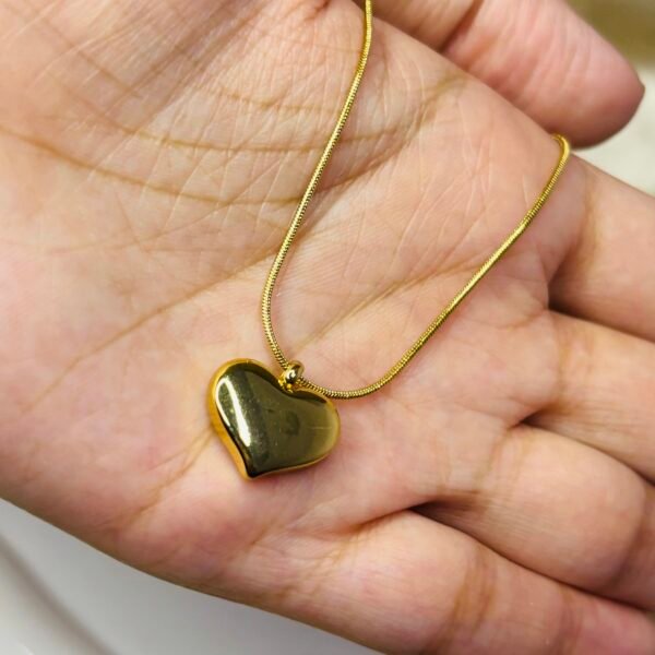 Anti Tarnish Heart Shape Pendant